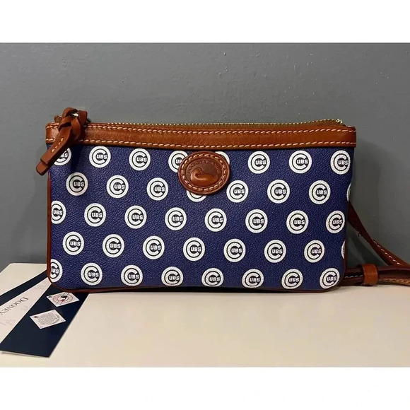 NWT Dooney & Bourke Chicago Cubs Large Slim Crossbody - Picture 1 of 11